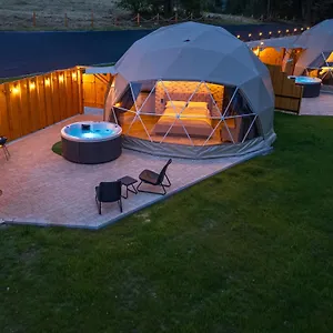 Luxusní stan Diamond Glamp & Jacuzzi, Zakopane